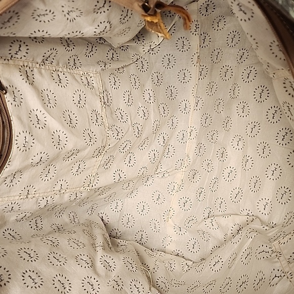 Too many - Picture 3 of 8